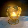 Candle Holders 1pc Hollow Out Heart Shaped Candlestick Elliptic Triangle Holder Retro Metal Stand Home Decoration Po Props