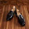 Buty zwykłe czarne skórzane fringe biznesu w brytyjskim stylu mokasyny w stylu slip-on pojedyncza impreza Wysoka jakość