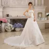 カスタムウェディングドレスA-Line Bridal Gown with Long TraineseevelessストラップレスサテンブライダルドレスVestido de noiva size2-28w