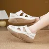 Sapatos de vestido Sandálias de couro para mulher plataforma feminina verão 2024 calçado branco vip designer de luxo atacado casual anti deslizamento f