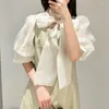 Blouses pour femmes Japonais Organza Fée Lanterne Manches Chemise Élégant Lâche Simple À Lacets Bow Design Blouse En Mousseline De Soie Top Femmes 2024 Printemps