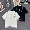 Spela 2024SS Ny designer Spring Summer Women Sticked Lapel Neck Kort ärm Letter Sticked Polo Shirt Fashion Womens Luxury Brands kläder