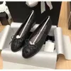 chaussures de canal de designer mode de luxe talon épais slingbacks sandales pour femmes ballet plat chaussure de bateau semelle abricot français bas plat en cuir véritable