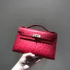 borsetta di lusso Donne mini borsetta della borsa Brassa frizione 22 cm Skin di struzzo reale cucitura completamente fatta a mano a mano Rossa rosso caldo Grigio scuro Colori blu blu rapida consegna veloce