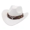 Berretti Cappello da cowboy occidentale in feltro con fascia di mucca Stile etnico Cappello da cowgirl con tesa arrotolata Accessori per testa di bue Morbido top tibetano