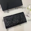 Women Black Lambskin Camellia Billfold Long Portfel Torby Karta Multi Pochette Zapip Moneta luksusowy projektant Złota Złota Snap Ogromna pojemność 19x10cm