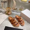 Ny Mirror Gladiator Slipper Sandaler Brown Soft Leather Designer Slide Woman Flip Flops Sandale Mules Summer Beach Flat Heel Sliders Lady Womens Slippers