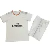 Kits de futebol infantil Real Madrids Retro Soccer Jerseys Modric Ronaldo 11 12 16 17 18 Zidane Raul Vintage Figo Kits