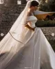 2021 Princess Wedding Dresses Satin Vintage Off The Shoulder Wedding Bride Dresses Long Train White Ivory Wedding Ball Gown