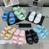 Nya kvinnor Sandaler Dad Sandal Summer Calfskin Slipper Buckle Strap Soft Designer Slides Fashion Beach Shoes With Box 539