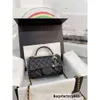 Nuevo bolso de diseño de lujo y de moda Bolso clásico para mujer con patrón de piel de oveja excelente Feel Hardware original súper versátil de un hombro