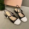 Klädskor 2024 Summer Sandals Fashion Round Toe Women Cisise Mary Janes Pearl Decor Sapato Feminino Storlek 35-40