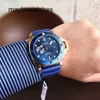 Panerai Luminors vs Factory Top Quality Automatic Watch P900 Automatisk Watch Top Clone Guine Sneaking Series FullAutomatic Multifunctional Pointer Display f