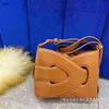 Producenci torby na damskie promocja Nisza francuska Bollinger Blue ramię ręcznie tkane kreatywne wysokiej jakości damskie pojedyncze crossbody