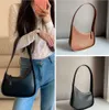 Raden Half Moon Bag Axillary Handbag Smooth Leather Luxury Women Designer Bags Plat Shoulder Strap Curved Zipper Stängning Koppling Tote Fashion Underarm Purse3455