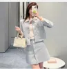 Brand de créateur de vestes pour femmes Nouvelles modes de mode mille mille styles de style collier de poupée épaisse en tweed étoile miu manteau 6ud8