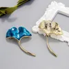 Kolczyki Dangle Retro eleganckie broszki liści ginkgo dla kobiet przyjęcie weselne kwiat pin moda bijouterie a