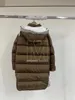 Femmes bas hiver duvet d'oie Brunello fermeture éclair couleur unie à manches longues manteaux vestes