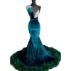 Hunter Aso Ebi Arabic Green Prom Dress Beaded Spets Feather Evening Formell Party Second Reception Födelsedagsengagemang Klänningar Klänningar Robe de Soiree Zj es es es