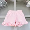 Classics Baby Clothes Belle Rose Clain à manches courtes Ensemble Kids Tracksuits Taille 100-140 cm Summer Two-Piece Set Girls T-shirt and Ruffle Shorts 24MA