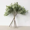 Decoratieve bloemen Kunstplanten Simulatie van eucalyptusbladeren Groene accessoires Bloemenboeket Bloemstuk