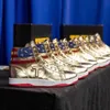 T Trump Designer Mens Basketball Shoes The Never Sumpender High Tops Designer 1 TS Gold Mens Trainers Sport