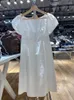 Sukienki imprezowe swobodne kobiety białe przednie guziki sukienka 2024 Summer vintage kwadratowy kołnierz puff krótkie rękawy żeńskie dna