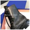 Stiefel Europäischer und amerikanischer Stil 2022 Herbst und Winter Neue Schnüre -Leder -Leder -Kurzstiefel der Frauen mit Mid Tube Martin Stiefel der Frauen