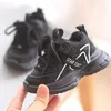 Sneakers Kleutermeisjes vrijetijdsschoenen modieuze kindersportschoenen jongens antislip zachte zool loopschoenen ademend Tenis schoenen Zapatillas Ni o 240322