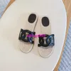 Extra sandaler läder tofflor 2024 Summer Outwear Pig Nose äkta läder coola tofflor gräs vävade fiskarmans skor med hampa rep sula h har logotyp hbk8t2