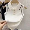 フランスの刺繍入りのポロカラーのノースリーブニットベスト女性の夏のデザインのためのサスペンダー、アウターウェアのニッチショートトップ、トレンディ