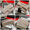 2024 lettere femminile tweed mini flap rosa sacchi trapunti pinzata smalta chira lucchetti oro hardware gold handbags borse di borse arcobaleno raincolo sacchetta colorata 26cm