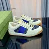 con la caja clásica marca deportiva lienzo casual para hombre de cuero de cuero viejo de los zapatos de paneles azules del panel azul bajo 35-45 3818 2024