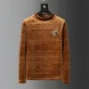 2024 Zima nowe męskie wierzch Koreańska wersja aksamitna koszulki z długimi rękawem zagęszczone szwy moda ciepłe koszule o wysokiej szynie rozciągają 5xl 5xl