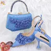 Sapatos de vestido estilos na Nigéria céu azul moda rasa saltos altos resistentes ao desgaste e flores confortáveis ​​com enfeite de strass