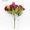 Faux Floral Greenery Artificial Flowers Bouquet European-Style Holding Exquisite Roses Wedding Christmas Decorations for Home DIY Vases Fake Plants Y240322