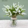 Imitatie Bloemen Groen 6 Vork Witte Kunstbloemen Nep Plastic Handgemaakt Letter Bellflower Woondecoratie Plant Muur Bruiloft Huishoudelijke Producten Y240322