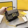 Berömda designer hobo handväskor för kvinnor kvällspåsar fransk designer stil vintage lyx läder crossbody väskor satchels axelväskor ryggsäck