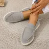 Chaussures décontractées en cuir nu en daim appartements femmes mocassins printemps automne marche mocassin serrure en métal gland semelle souple Mules casual sans lacet