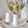 Vases Modern Ceramic Vase Home Furnishing Room Desktop Fake Dried Flower Pot Figurines Crafts Art Coffee Table Accessories Decoration