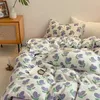 フローラル韓国スタイルの羽毛布団カバーセットフィラーピローケースフラットシートツインクイーンサイズの男の子グリルロマンチックな寝具キット240318