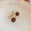 Boucles d'oreilles pendantes pour femmes, simplicité coréenne, goutte de perles exquise, mode polyvalente, bijoux bicolores doux et frais pour femmes