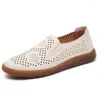 Casual Shoes Women's Flats 2024 Summer Breattable Hollow Slip On For Women mode icke-halk kvinnliga träskor Sandaler singel