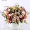 Faux Floral Greenery Herbst künstliche Blume Rose Seide Brautstrauß Kunstblume Garten Party Zuhause DIY Dekoration kleines weißes Hochzeitsarrangement Y240322