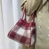Axelväskor kinesisk stil pläd hink för kvinnor lyxiga designer handväskor plånar 2024 ull med innerficka mini trasa