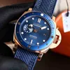 Panerai Luminors vs Factory Top Quality Automatic Watch P900 Automatisk Watch Top Clone Guine Sneaking Series FullAutomatic Multifunctional Pointer Display f