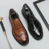 Nuove scarpe brogue da uomo di lusso Scarpe da uomo con fondo spesso Scarpe con rialzo Scarpe da lavoro formali in pelle Scarpe da sposa marroni Banchetto britannico