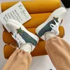 Men Casual Sneakers Personalized Stars Jogging Sport Shoes Couple Skateboard Shoe Trainers Skate Flats Walking 240318