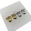 Women Gold Stud Earring Designer smycken varumärke hjärtstuds för kvinnors bokstav c sier hängande örhängen hoops mode premium box