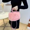 Sacs à bandoulière élégants pour femmes, couleur unie, pochette moelleuse, poignée tissée, sacs à main portables, petit fourre-tout de voyage pour filles